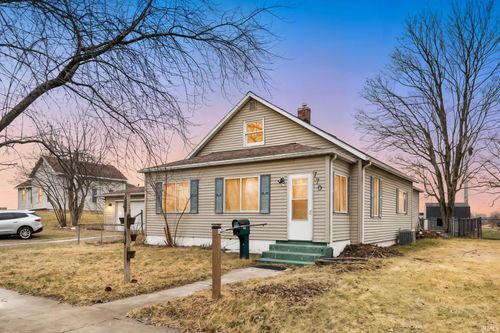 770 W Market St, Warsaw, IN, 46580-2517 | Card Image