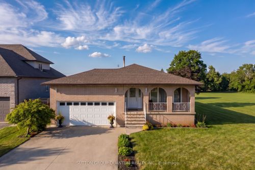 129 Margaret Ave, Stoney Creek, ON, L8G3G7 | Card Image
