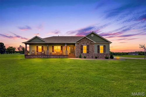 2 Condor Ridge Ct, Silex, MO, 63377-2480 | Card Image