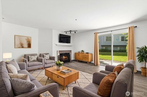 apt-l103-7453 Newcastle Golf Club Rd, Newcastle, WA, 98059-3185 | Card Image