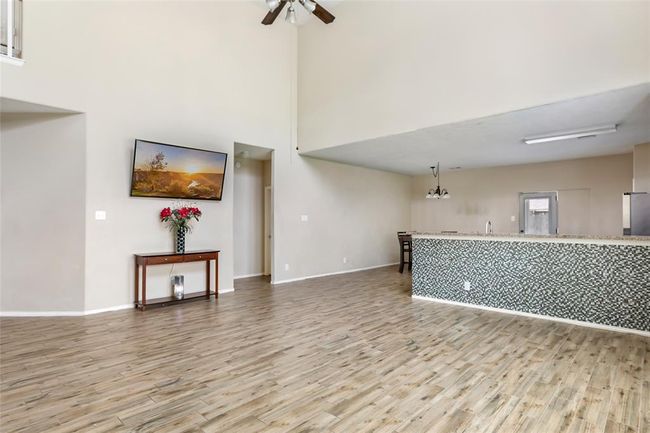 703 Windlass Way, House other with 4 bedrooms, 3 bathrooms and 2 parking in Crosby TX | Image 5