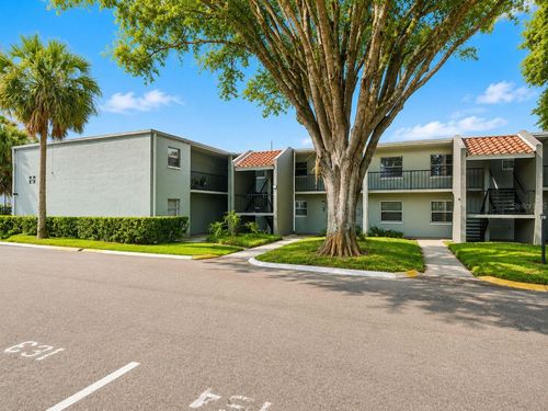 105-2812 Somerset Park Dr, TAMPA, FL, 33613-3288 | Card Image