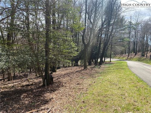 6 Hickory Hill Ln, Glade Valley, NC, 28627 | Card Image