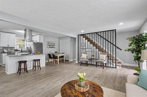 1805 Roanoke Avenue, Portsmouth, VA, 23704 | Card Image