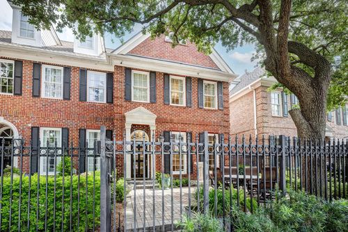5124 Chevy Chase Dr, Houston, TX, 77056-4323 | Card Image