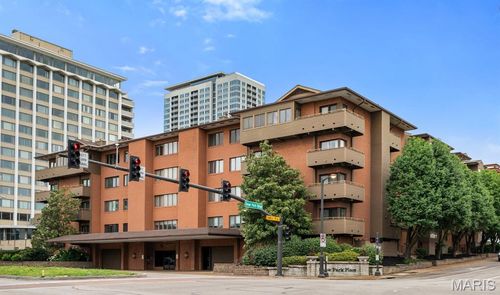 1f-250 S Brentwood Blvd, Clayton, MO, 63105-1675 | Card Image
