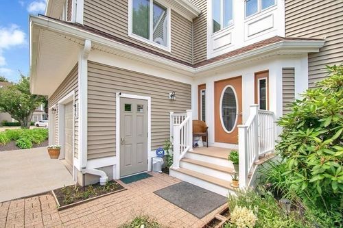 46-46 Pointe Rok Dr, Worcester, MA, 01604-1461 | Card Image