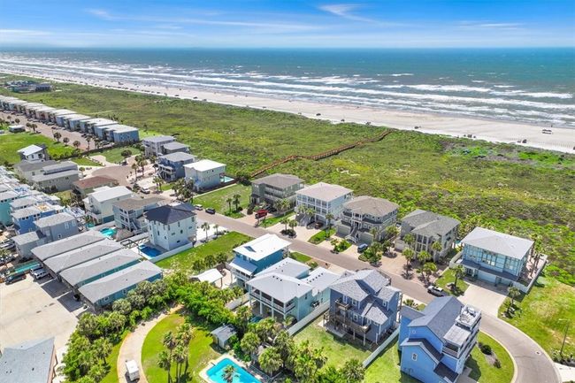 827 Ocean Side, House other with 3 bedrooms, 4 bathrooms and 4 parking in Port Aransas TX | Image 35