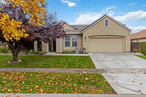 2092 Bidwell Bar Dr, Plumas Lake, CA, 95961-9065 | Card Image