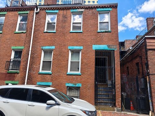 2-1 Johnny Ct, Boston, MA, 02111 | Card Image