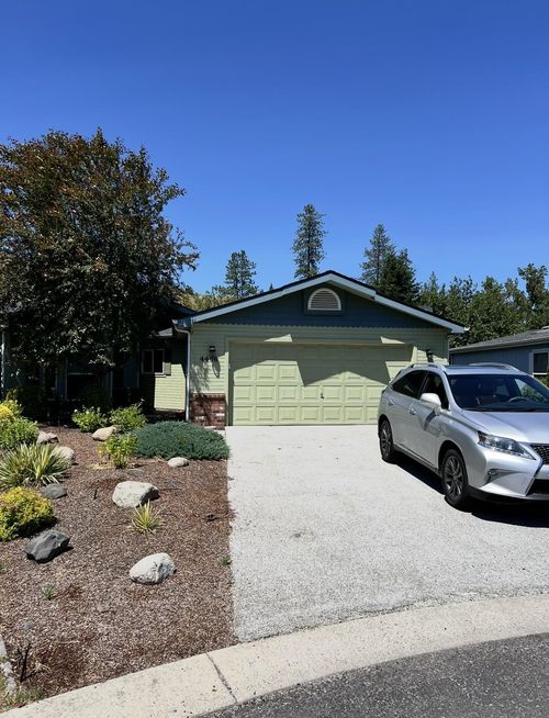 4446 S Sunny Creek Cir, Spokane, WA, 99224-8462 | Card Image