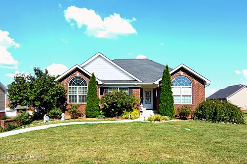 160 Redwood Dr, Bardstown, KY, 40004-6790 | Card Image