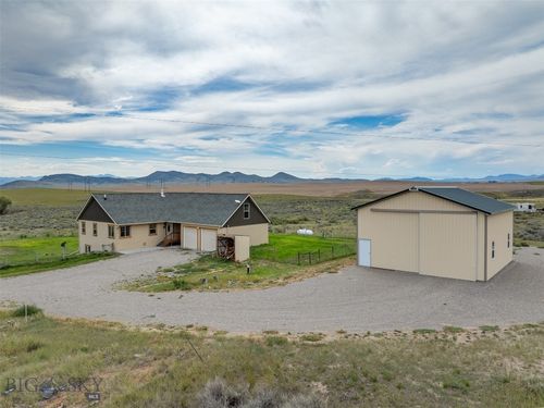 2899 Old Town Rd, Three Forks, MT, 59752-8671 | Card Image