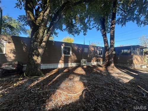 2009 Irwin St, Hannibal, MO, 63401-4548 | Card Image