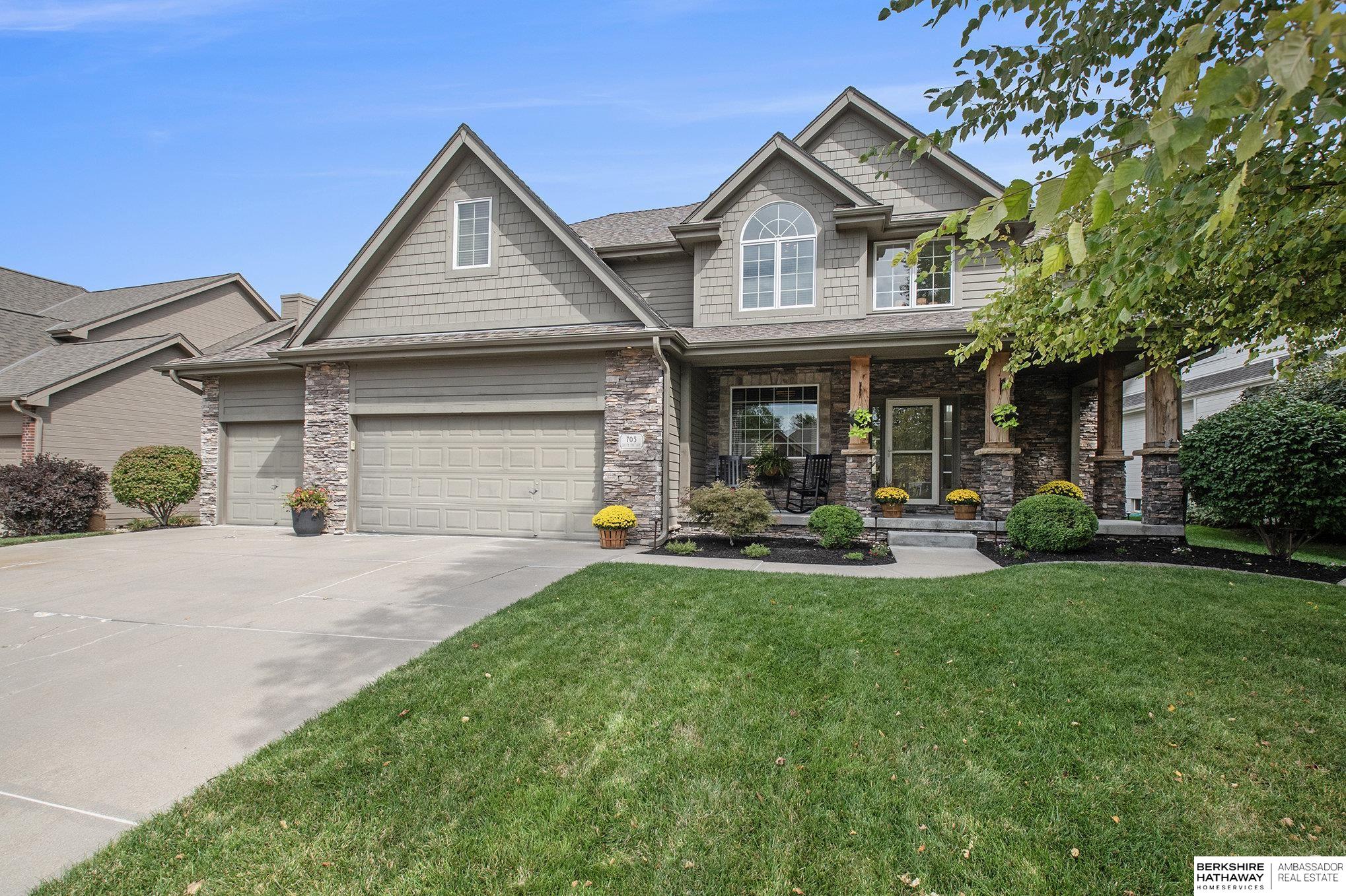 196th Ave, Elkhorn, NE 68022