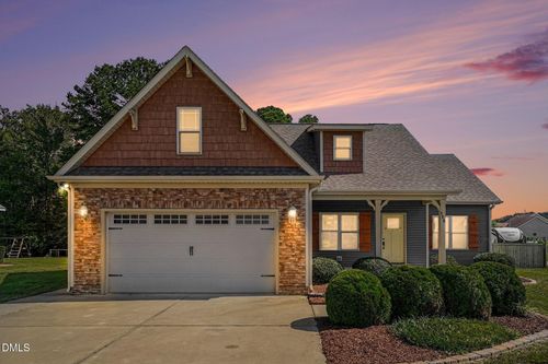 110 Woolrich Dr, Kenly, NC, 27542-8085 | Card Image