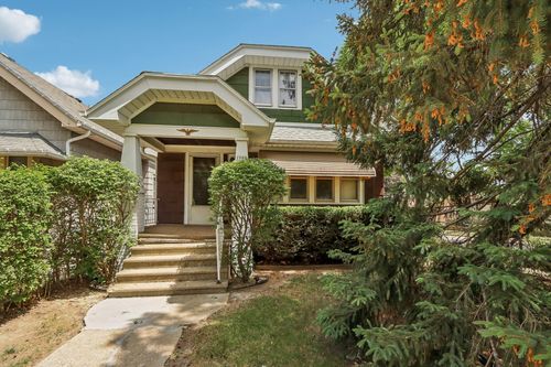 1980 S 73rd St, WEST ALLIS, WI, 53219 | Card Image
