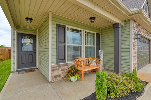 2127 Davenport Ct, Moore, SC, 29369-8702 | Card Image