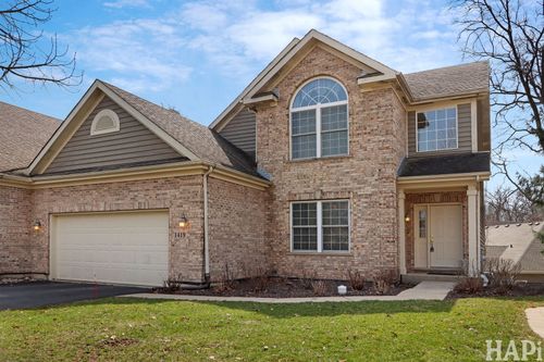 1419 White Oak Ln, Woodstock, IL, 60098-6413 | Card Image