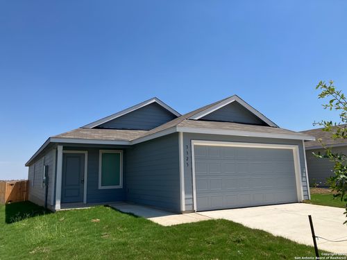 3323 Hilts Trl, New Braunfels, TX, 78130-8516 | Card Image