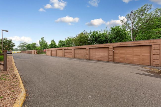 21 Garages.jpg | Image 21