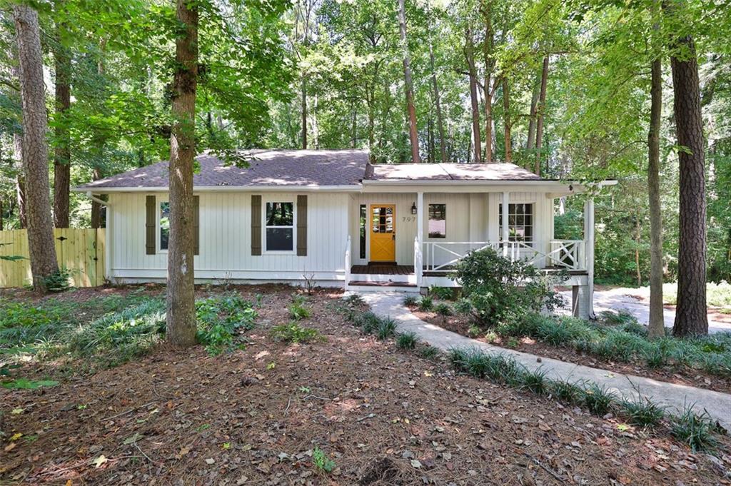 Brownlee Ln, Lawrenceville, GA 30044