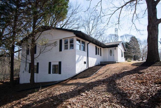 1883 Pine Tree Trl, House other with 3 bedrooms, 2 bathrooms and 2 parking in Gainesville GA | Image 65