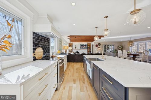 1103 Broad Run Rd, West Bradford, PA, 19320-4833 | Card Image