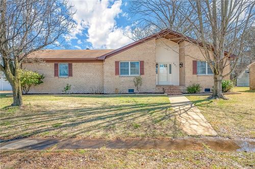 641 Baywood Trl, Chesapeake, VA, 23323-4301 | Card Image