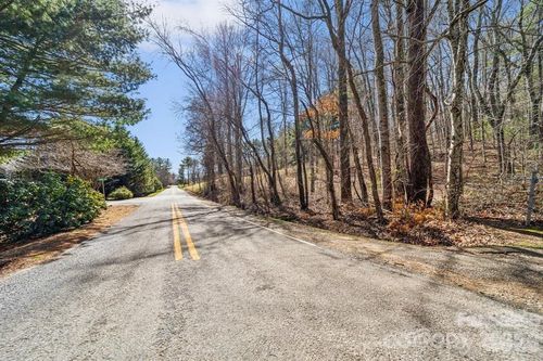 99999 Parker Rd, Asheville, NC, 28805 | Card Image