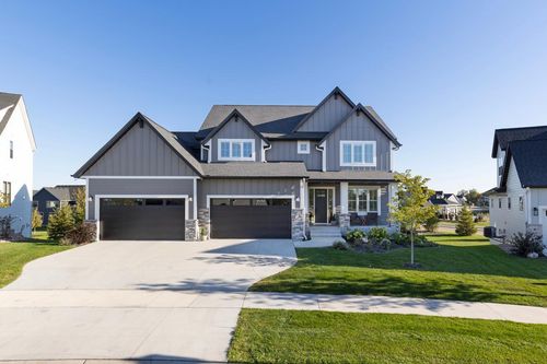 16497 64th Ave N, Maple Grove, MN, 55311-7582 | Card Image