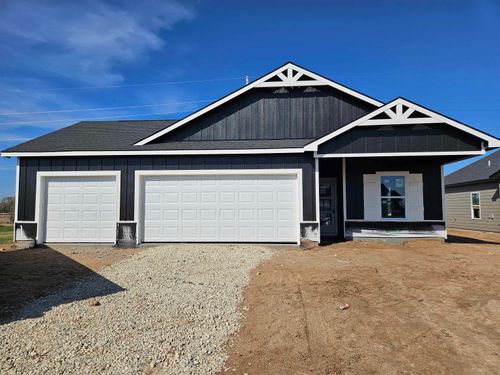 915 N Forestview St, Wichita, KS, 67235 | Card Image