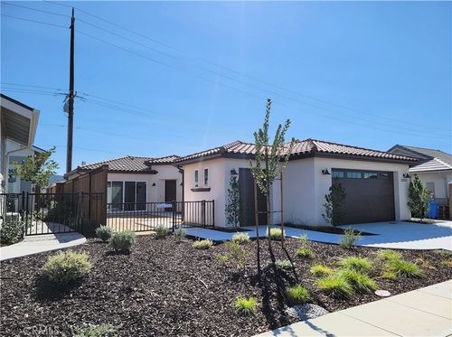 2203 Chardonnay Ln, Paso Robles, CA, 93446-5829 | Card Image