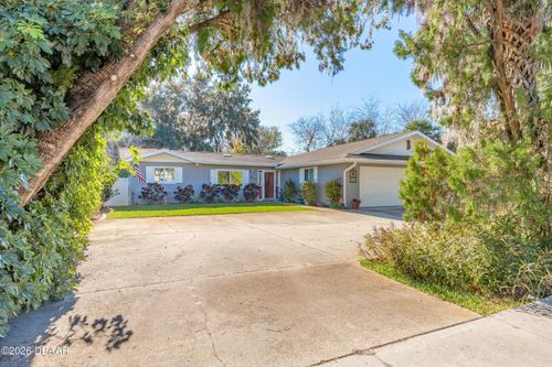 935 Big Tree Rd, SOUTH DAYTONA, FL, 32119-2594 | Card Image