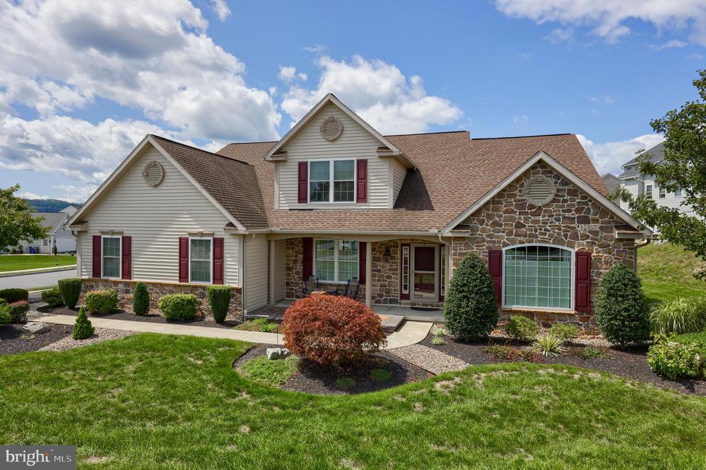 Lengle Ave, Wernersville, PA 19565