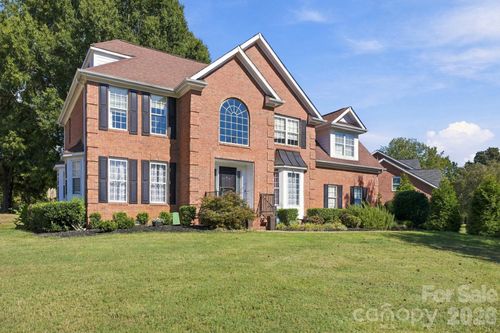 15737 Agincourt Dr, Huntersville, NC, 28078-5850 | Card Image