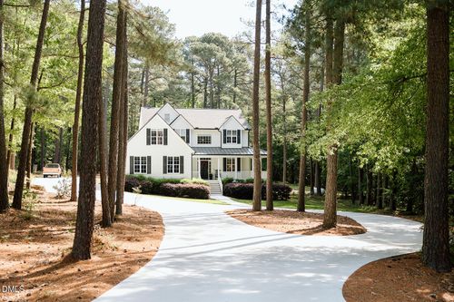 635 Buckroe Dr, Sanford, NC, 27330-7284 | Card Image