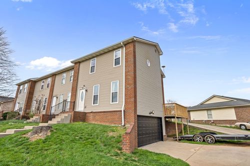 101 Bell Lawn, Nicholasville, KY, 40356 | Card Image