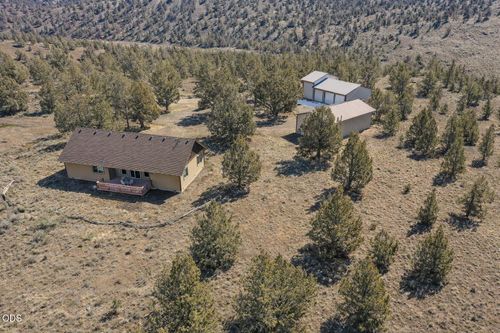25405 Se Bear Creek Rd, Prineville, OR, 97754-9523 | Card Image