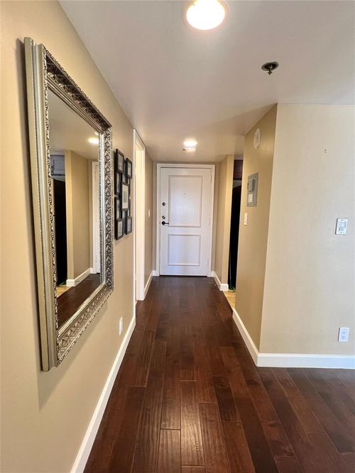 1218-3525 Sage Rd, Houston, TX, 77056-7025 | Card Image