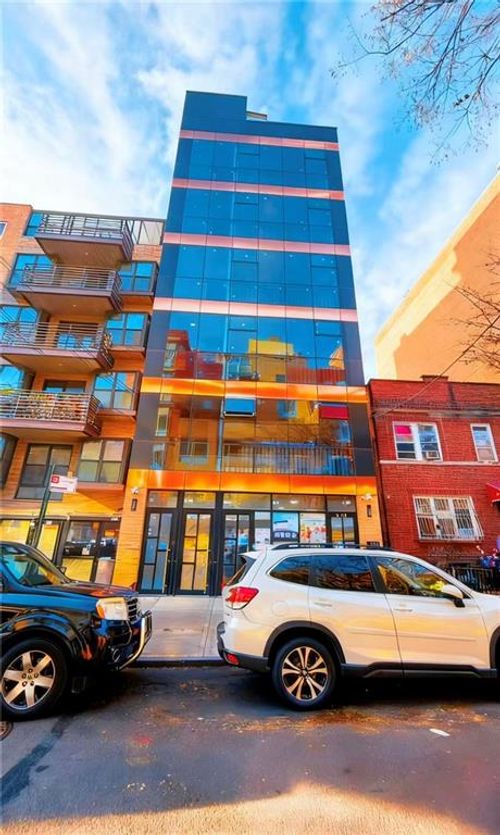 3f-828 57th Street, Brooklyn, NY, 11220 | Card Image