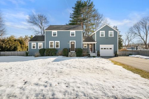 94 Greenacre Rd, Westwood, MA, 02090-3110 | Card Image