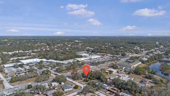 7464 Acorn Cir, House other with 3 bedrooms, 2 bathrooms and null parking in SPRING HILL FL | Image 26