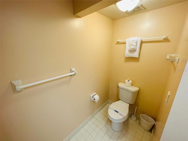 APT-401 - 4950 Gulf Blvd, Condo with 2 bedrooms, 2 bathrooms and null parking in ST PETE BEACH FL | Image 44