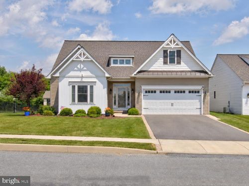 320 Greenwood Dr, OXFORD, PA, 19363-2385 | Card Image