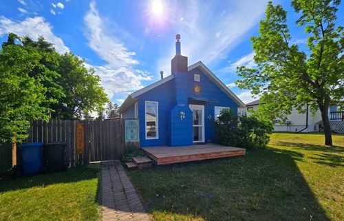 4405 47 St, Spirit River, AB, T0H3G0 | Card Image