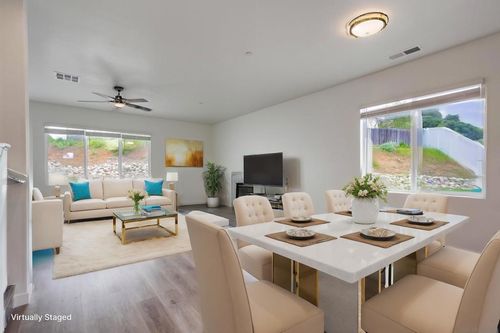 1624 Mauzy Way, El Cajon, CA, 92021-3670 | Card Image