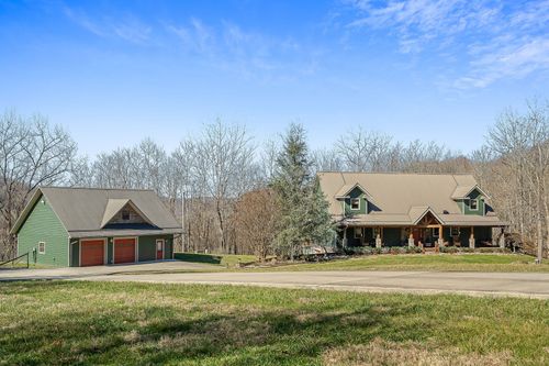 7775 Medley Amonette Rd, Silver Point, TN, 38582-8002 | Card Image
