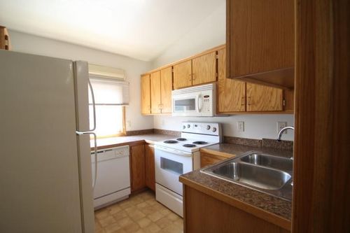 201-401 W Main St, Anoka, MN, 55303-2097 | Card Image