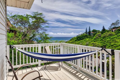 5207 Poola St, Honolulu, HI, 96821-1554 | Card Image